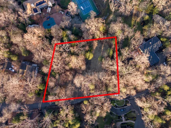 57 Cunningham Ln, Cherry Hill, NJ 08003