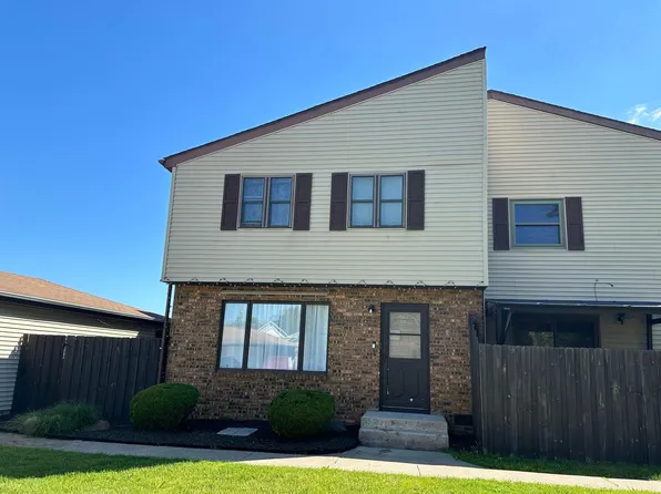 216 Plum Creek Dr APT 3, Schererville, IN 46375