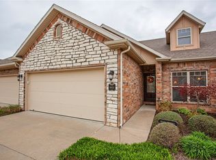 6659 Valley View Rd, Rogers, AR 72758