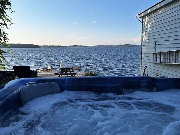 3rd image of 6108 Curtis Point Rd #17