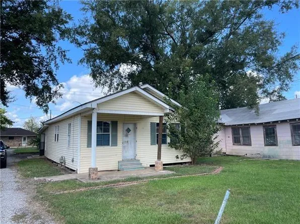 210 S Plum St, Gramercy, LA 70052