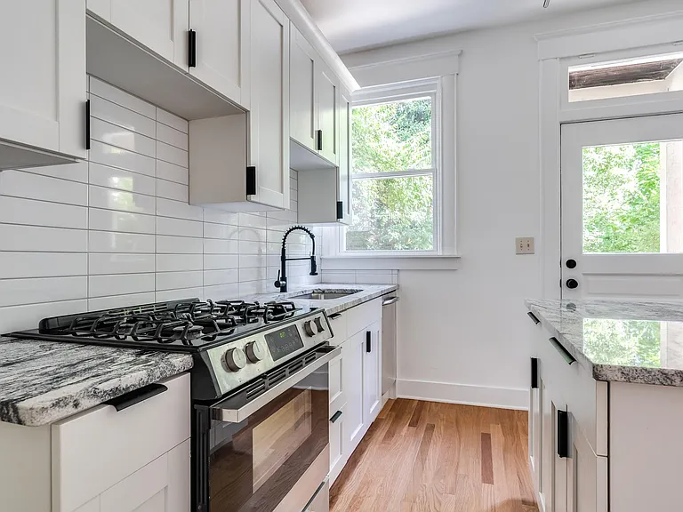 1826 Hanfield St #1 — Photo 3
