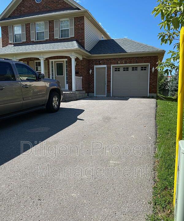 1st image of 695 Otonabee Dr