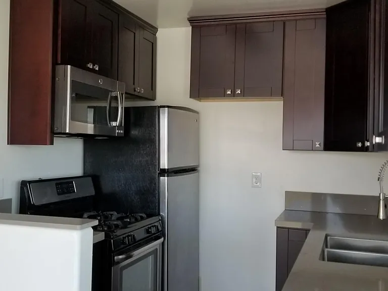 4969 Santa Monica Ave #D — Photo 7
