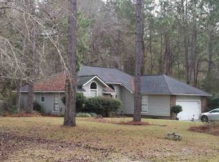 1280 Riverdale Dr, Waycross, GA 31503