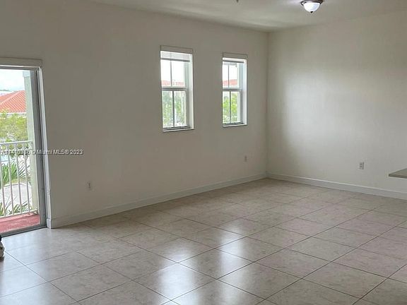 3rd image of 230 NW 109th Ave APT 216