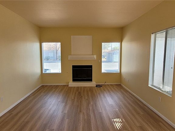 3rd image of 1820 N Jones Blvd