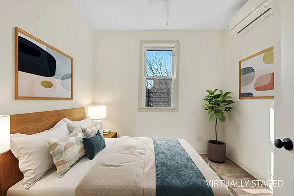 Sold by Compass | media 18