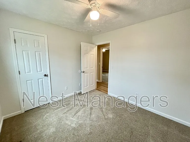 623 Daharan Dr — Photo 8