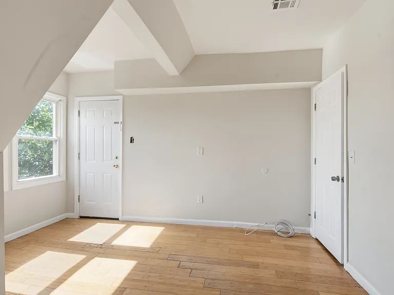 26 Seymour Ave #3 — Photo 13