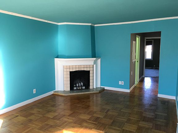 4th image of 288 Mastick Ave