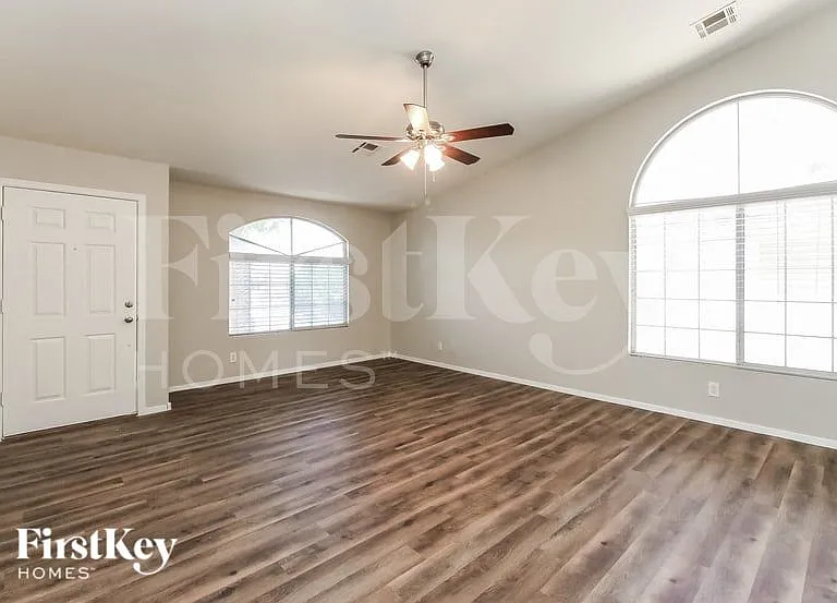 4082 E Meadow Lark Way — Photo 2