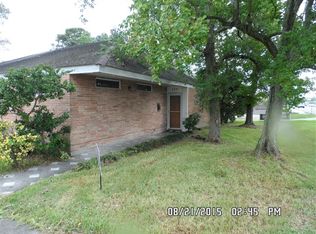 205 Douglas Dr, River Ridge, LA 70123
