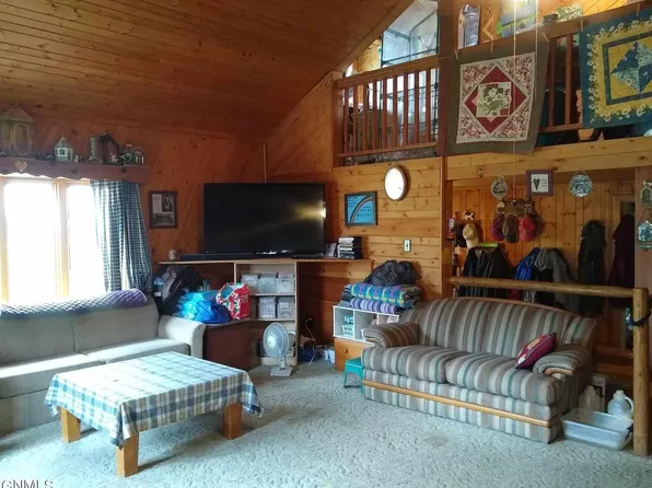 3252 Road 1040 #A, Reserve, MT 59258