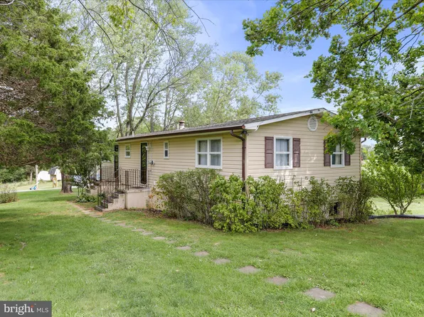 270 Bethel Grange Rd, Winchester, VA 22603