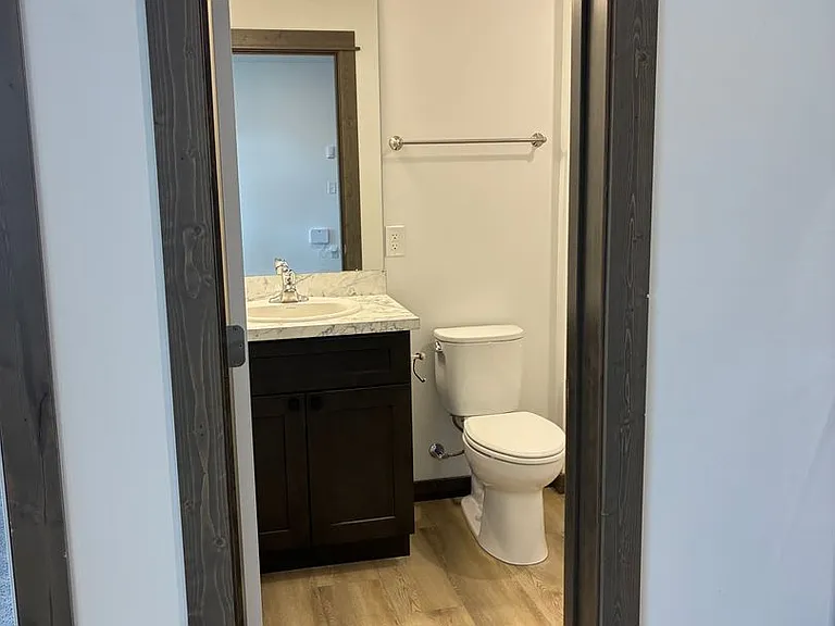 1144 Abigail Ln — Photo 11