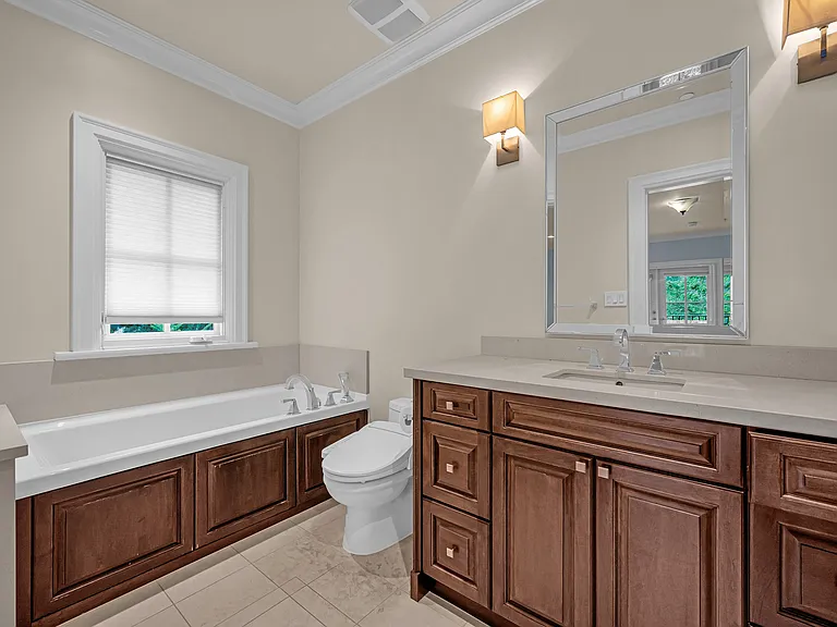 6089 Gleneagles Dr — Photo 22