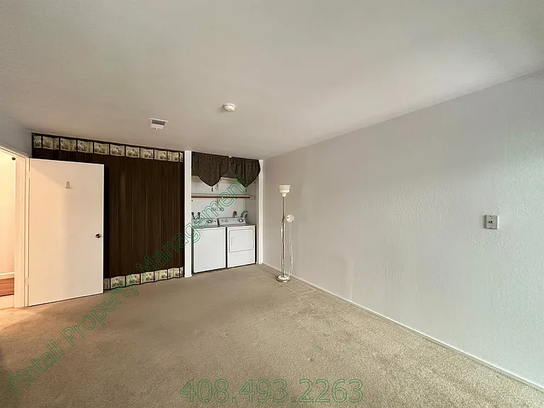 802 Kingfisher Ter — Photo 36