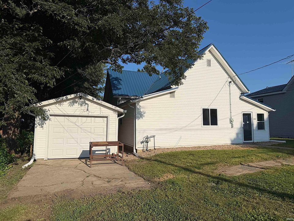 1st image of 305 2nd St