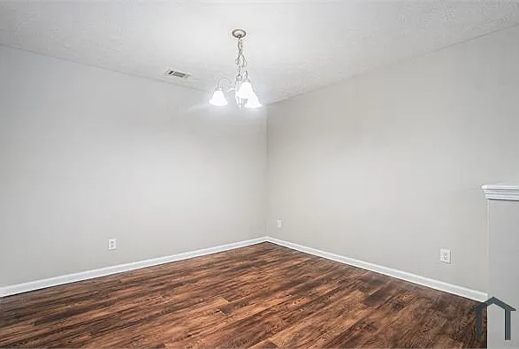 7104 Par Four Way — Photo 2