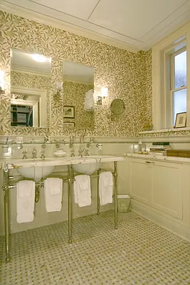 Sold by Corcoran | media 18