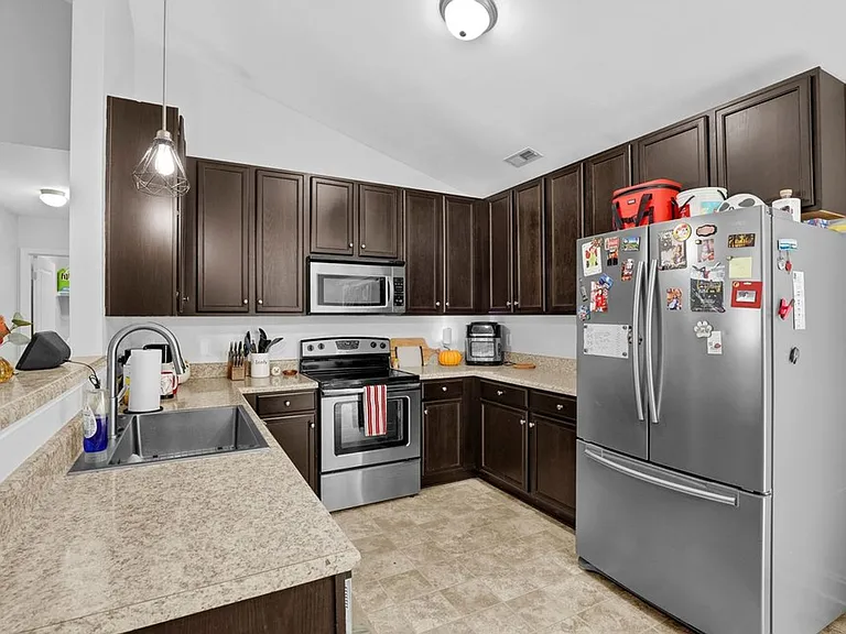1017 Ponderosa Pl — Photo 10