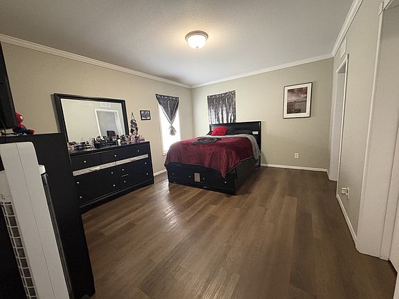 2nd image of 935 Matthew Way #61