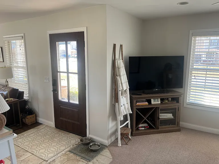 301 Andrea Ave — Photo 10