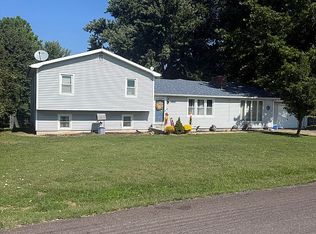 29691 Salem Rd, Smithton, MO 65350