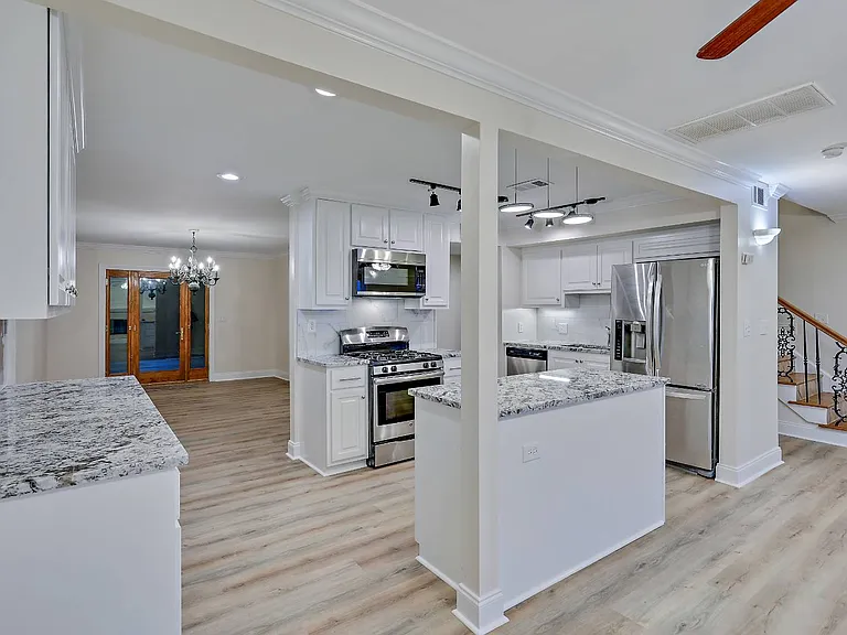 11 Lake Barnett Dr — Photo 10