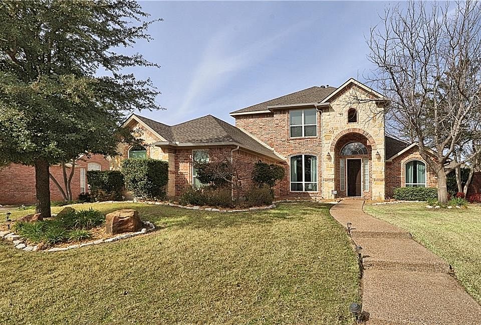 1st image of 3006 Woodhollow Dr