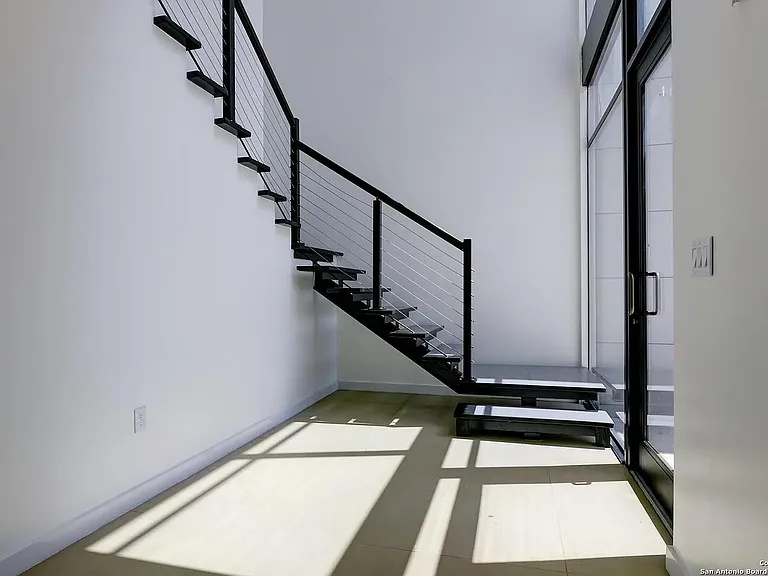 117 Marcia Pl — Photo 4