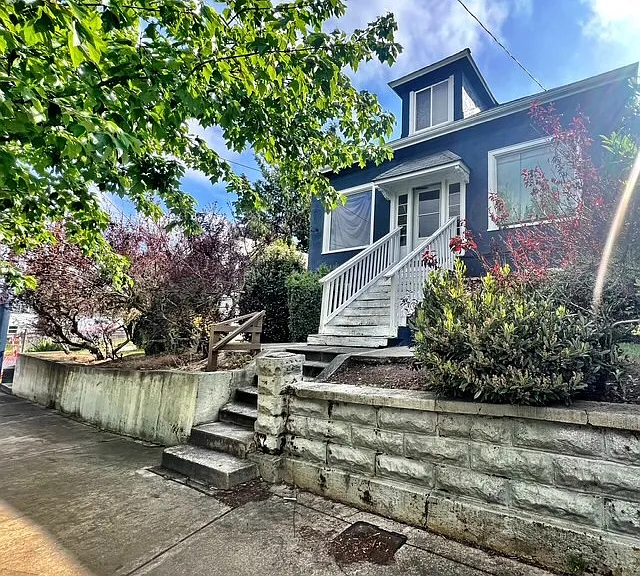 928 Pacific Ave — Photo 3