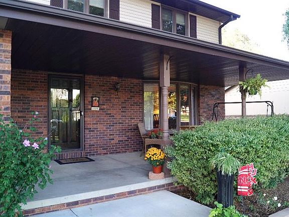 5th image of 7400 Glynoaks Dr
