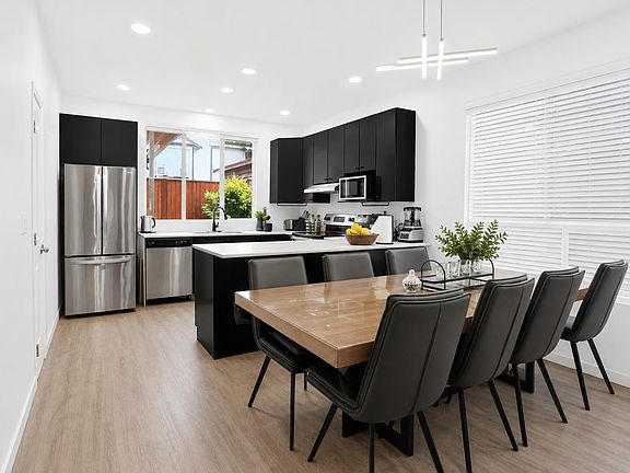 3rd image of 10256 243a St