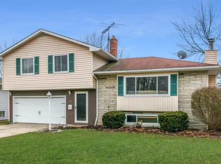 220 E Overlook Dr, Eastlake, OH 44095