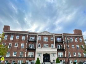 Vine Street Holdings