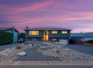 214 Cameron St, Parksville, BC