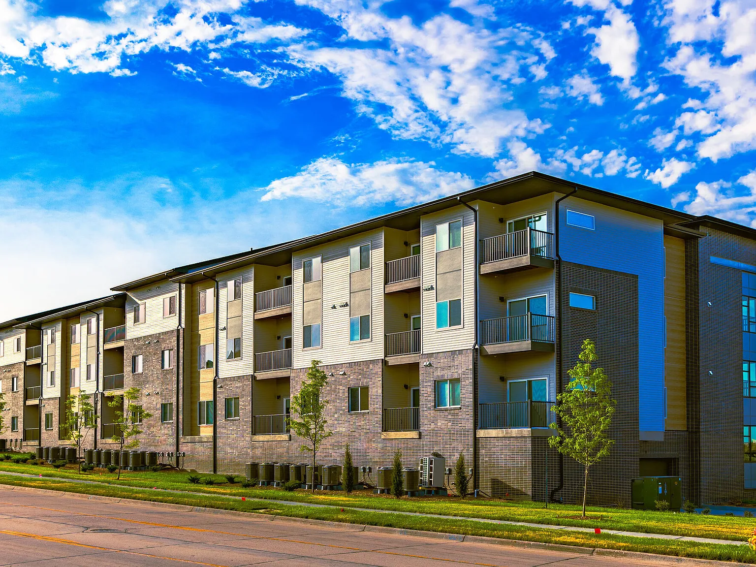 Bluestem Pointe — Photo 1