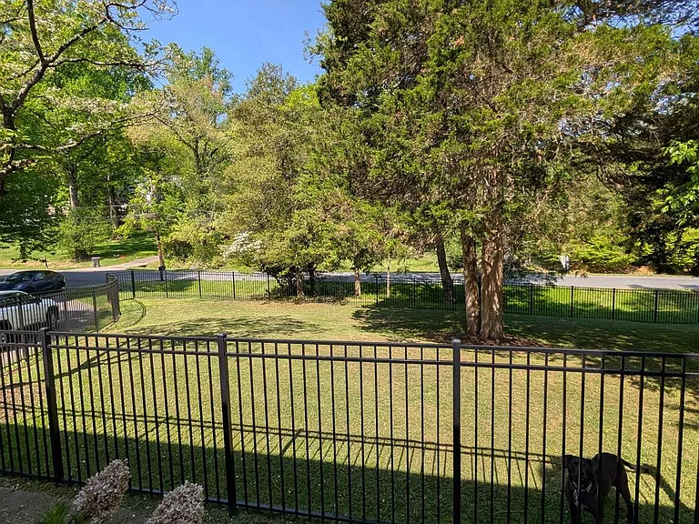 15715 Tierra Dr — Photo 3