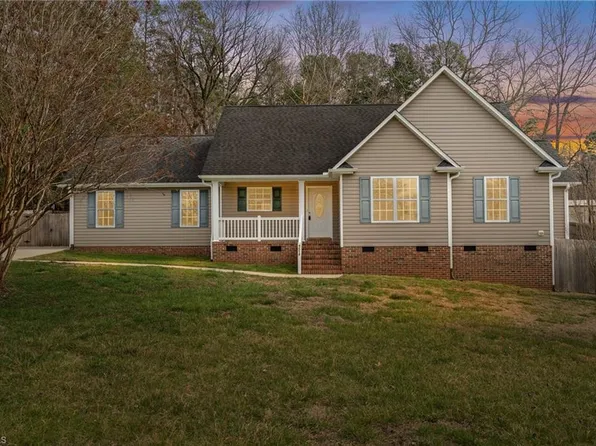 4518 Springbrook Dr, Burlington, NC 27215