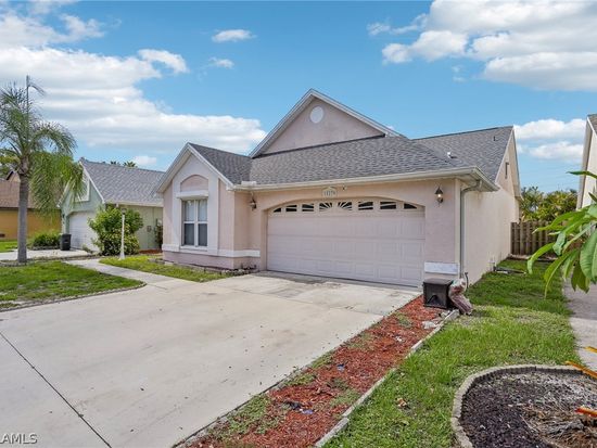 15270 Cricket Ln, Fort Myers, FL 33919