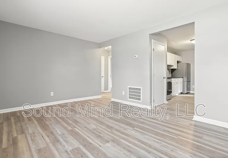 1401 Sportsman Trl — Photo 6