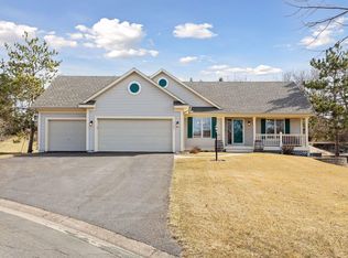 7151 Hidden Valley Trl S, Cottage Grove, MN 55016