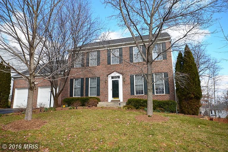 1st image of 807 Sandy Landing Dr SE
