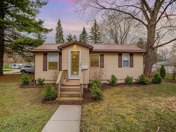 510 E Tyrell St, Saint Louis, MI 48880