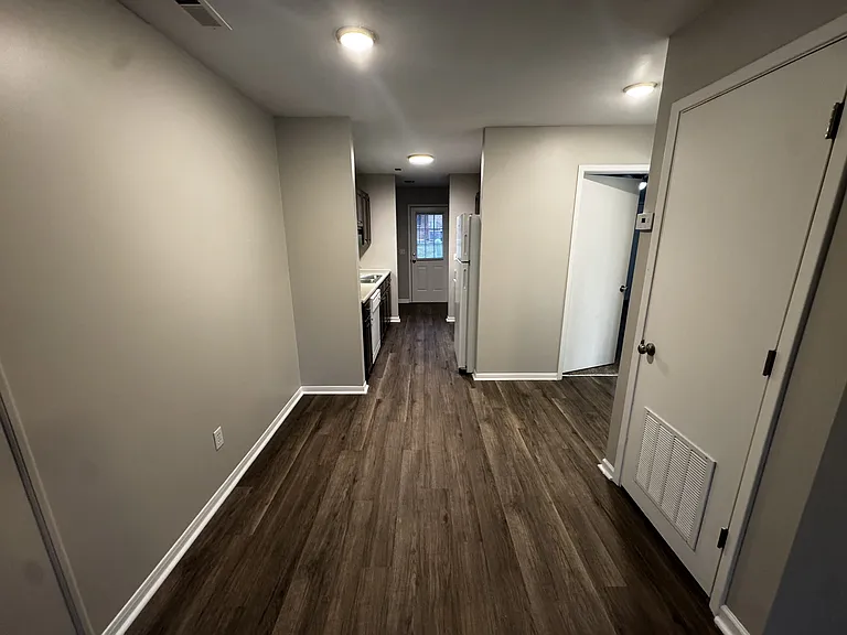Oak Ridge Apartments — Photo 21