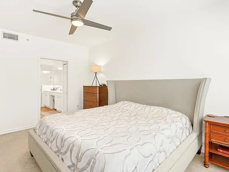 1315 Henley St #1006 — Photo 11