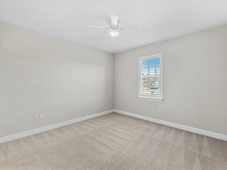1011 Steven Patrick Ave — Photo 11