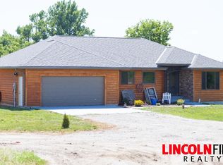 900 Maple St, Beaver Crossing, NE 68313